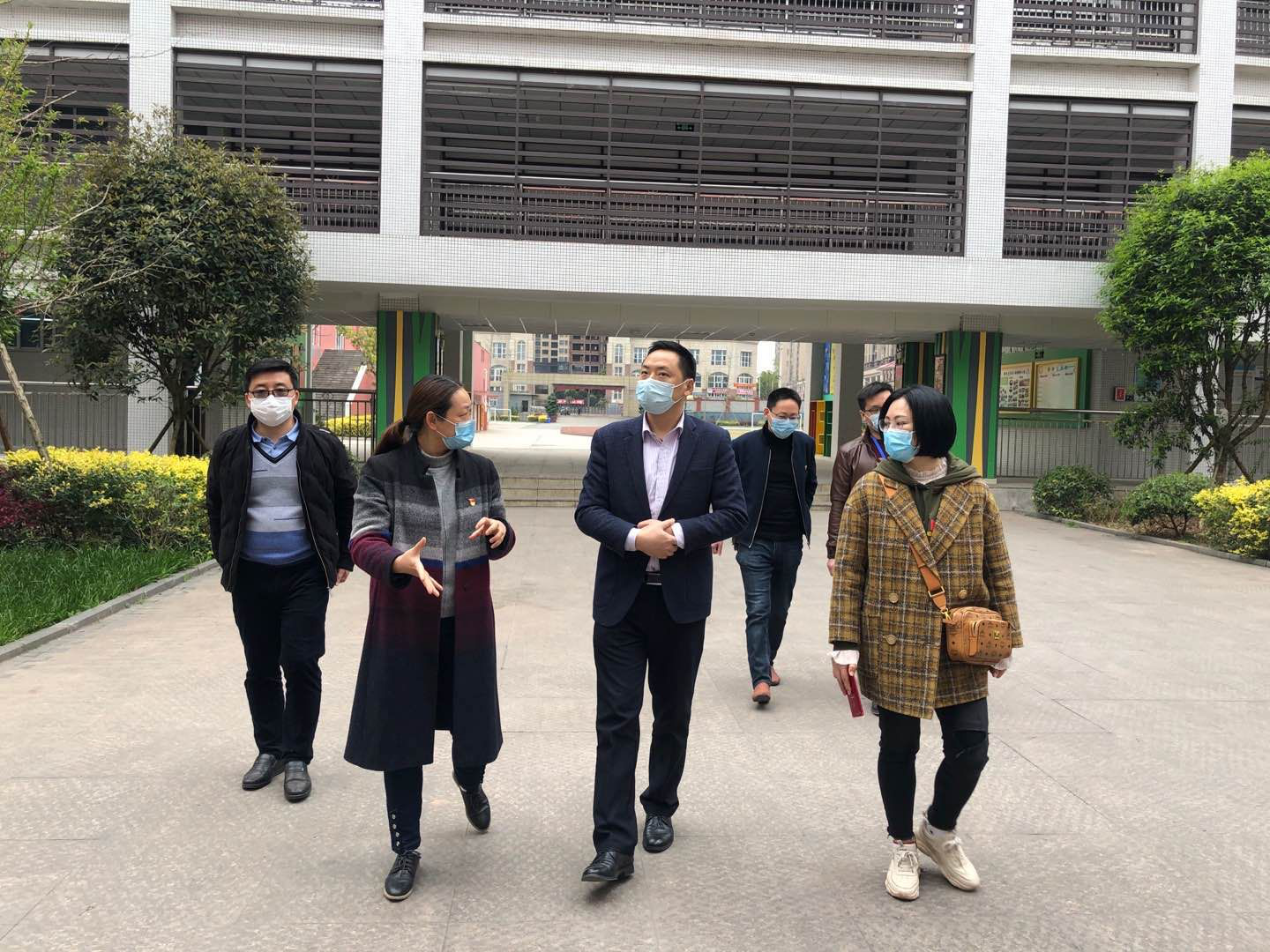 「疫情西安」〃疫情西安白血病女孩死亡男友一直陪着新闻