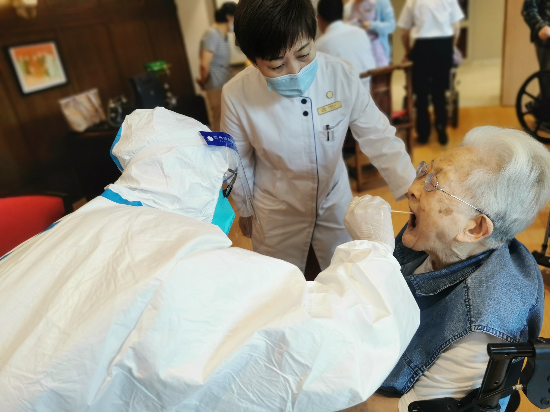南京发现一核酸异常人员,南京核检累计检出阳性233人-第3张图片
